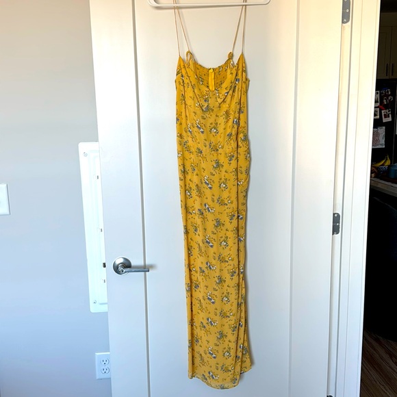 Reformation Kourtney Floral Dress - Picture 2 of 8